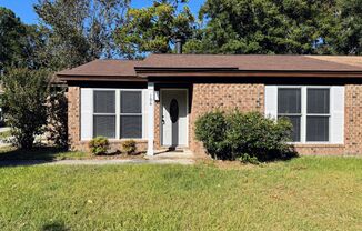 3 BED | 2 BATH | WHITE BLUFF