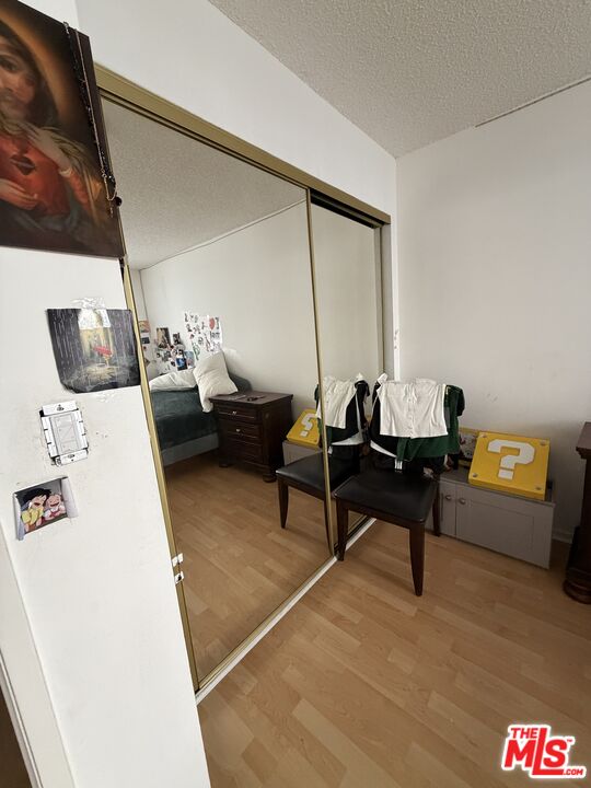 10282 TUJUNGA CYN BLVD