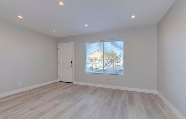 471 Rexford Drive