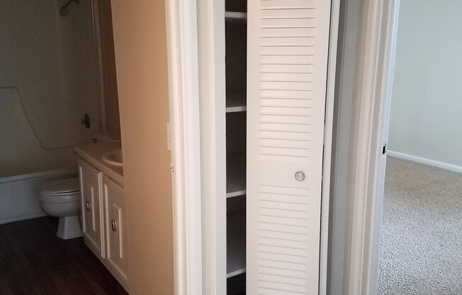 2 beds, 2 baths, 1,068 sqft, $1,299, Unit 7511-04