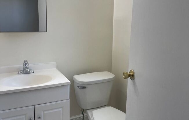 1 bed, 1 bath, 650 sqft, $1,250, Unit 4801-B2