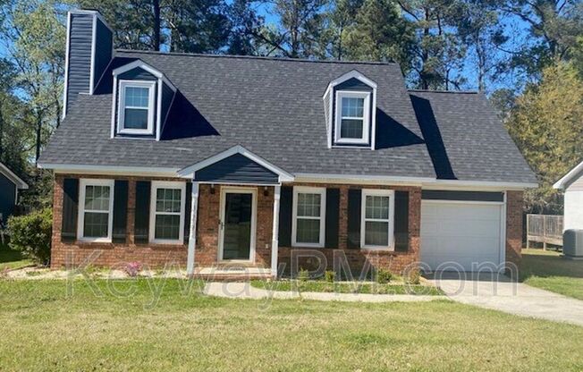 329 LAMPLIGHTER LN