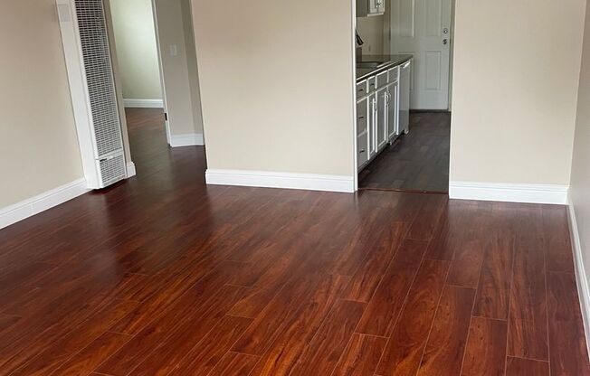 435 Walnut