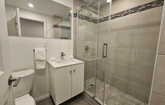 45 W 81 ST