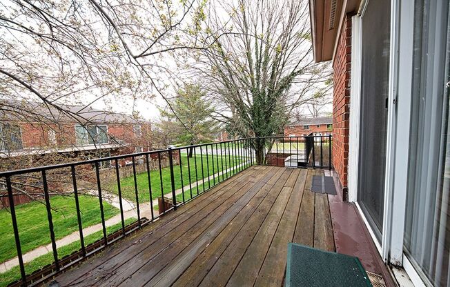 1 bed, 1 bath, 814 sqft, $975, Unit 5724D