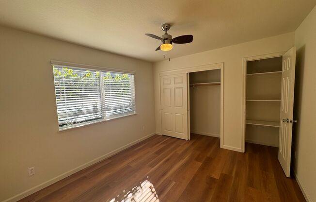 2 beds, 1 bath, $2,600, Unit 02