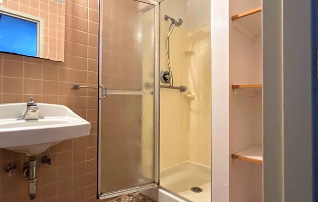 183 Jewett Parkway