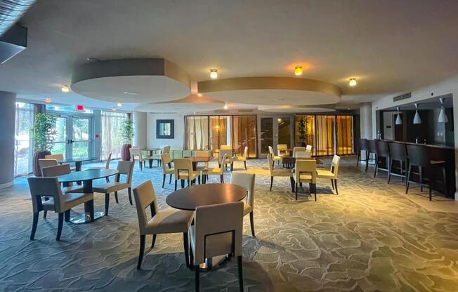 2 beds, 2 baths, 954 sqft, $2,500