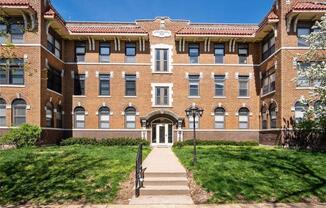 5635 WATERMAN