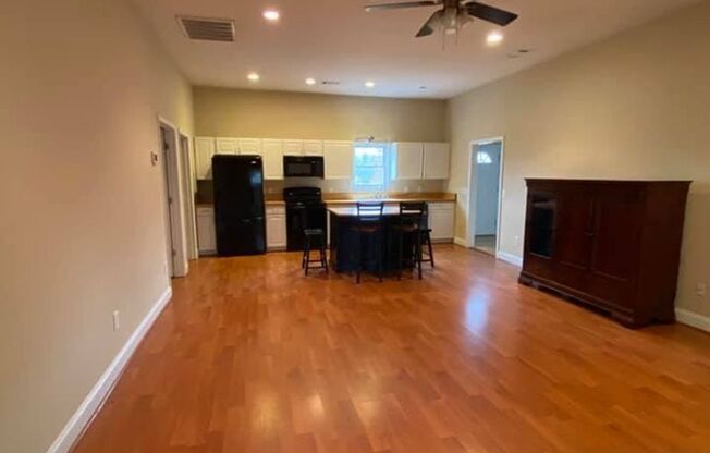 3 Bed Home with 4 Car Garage!