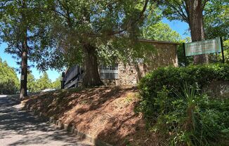 One bedroom in Highland Park