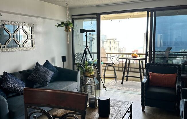 2 beds, 2 baths, $3,500