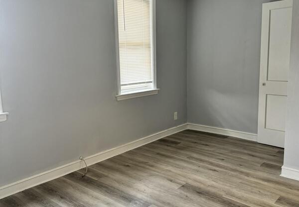 3 beds, 1 bath, $1,500