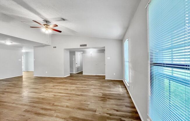 7445 EMORY OAK LN