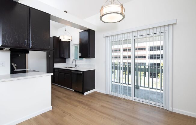 Arbor Manor Apartments