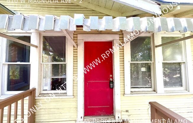 810 W MAGNOLIA AVE
