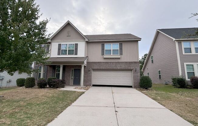 4 beds, 2.5 baths, $2,495