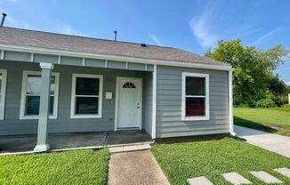 2 beds, 1 bath, 750 sqft, $1,050, Unit 780 E. Irby - RTR - ** Move-In Special! $250 off first month rent**