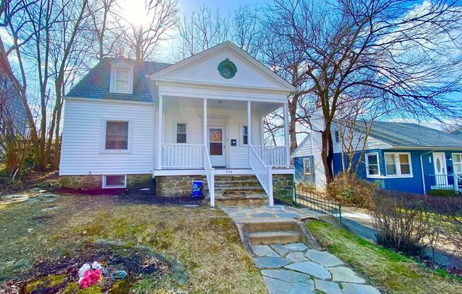 Charming 3BD/2BA Home in Catonsville, MD!