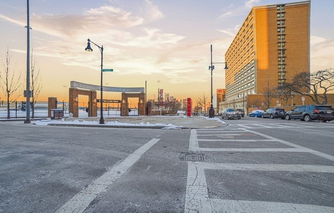 3 beds, 2 baths, 1,046 sqft, $6,750, Unit 501