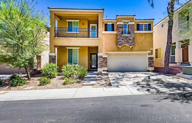 4 Bedroom, 3 Den West Side Home