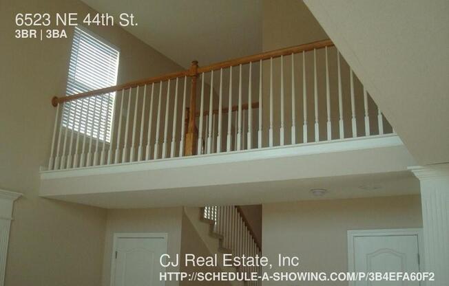 6523 NE 44 ST