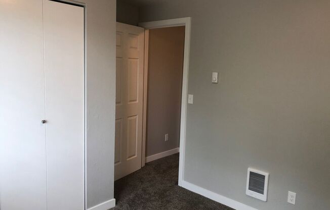 3 beds, 1 bath, $1,995