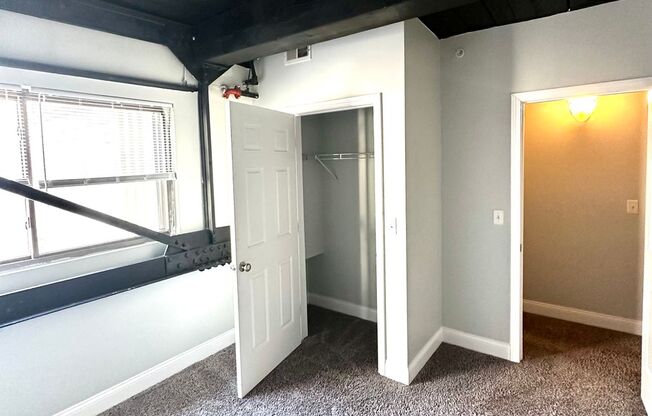 2 beds, 1.5 baths, 840 sqft, $2,295, Unit 104