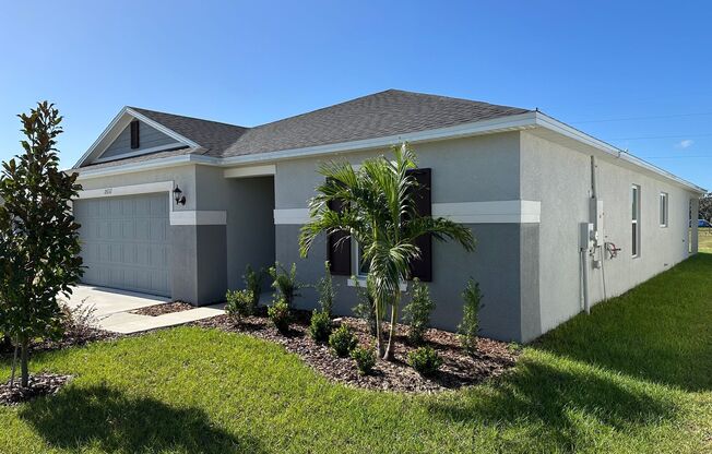 JUST REDUCED!! NEW CONSTRUCTION!!! Luxurious Brand-New, Energy-Efficient 4-Bedroom Home for Rent Near S Lakeland!