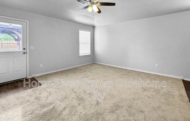 10201 HIDDEN VLG DR
