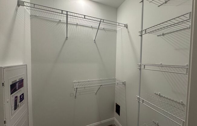 Studio, 1 bath, 362 sqft, $1,850, Unit 406