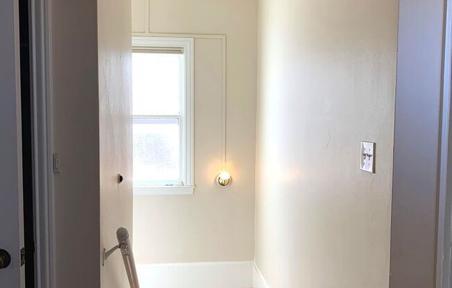 1659-1661 9th Ave.-LEASE ONLY