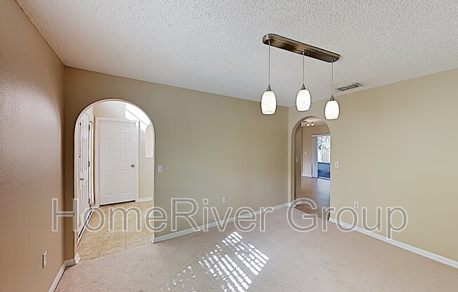 2215 CANOPY DR