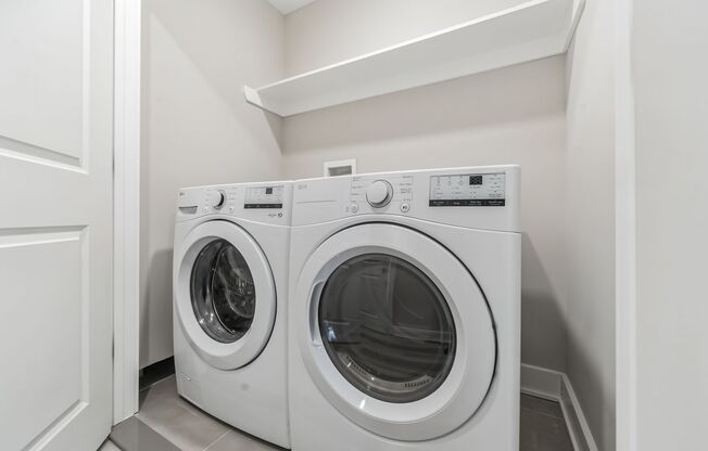 1 bed, 1.5 baths, 1,075 sqft, $1,695, Unit B3-U4