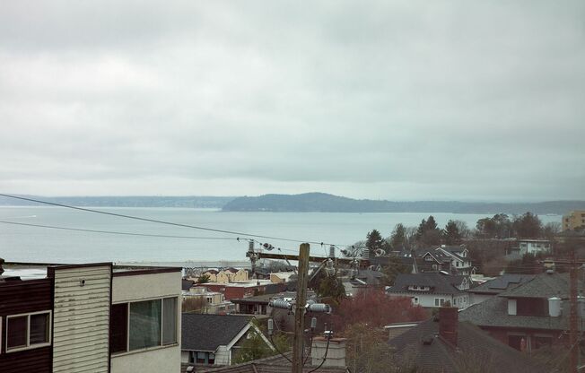 2 beds, 1 bath, 867 sqft, $3,225, Unit 102