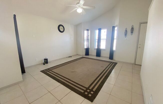 East El Paso 3 bed Refrig A/C