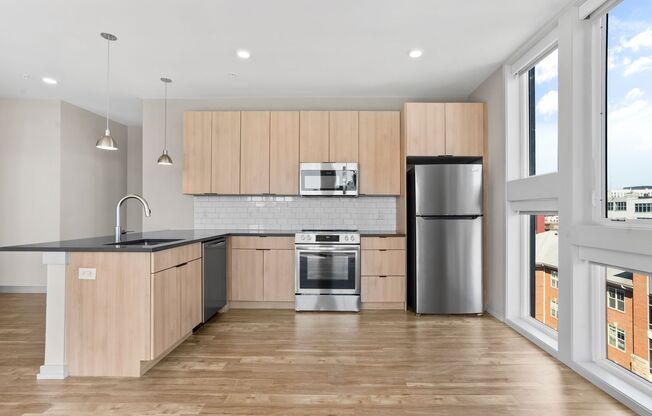2 beds, 1 bath, 913 sqft, $3,650, Unit 315