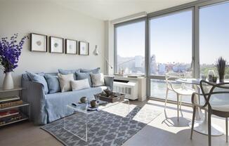 1 bed, 1 bath, $4,195, Unit 20J