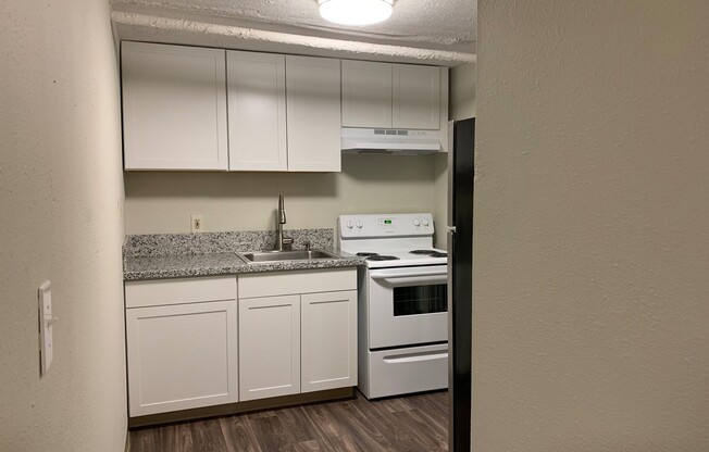 1 bed, 1 bath, 800 sqft, $1,198, Unit 6513 B