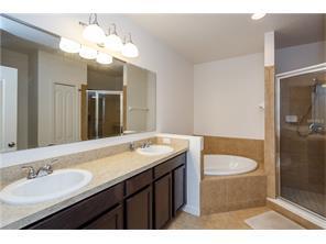 3 beds, 3.5 baths, $2,395