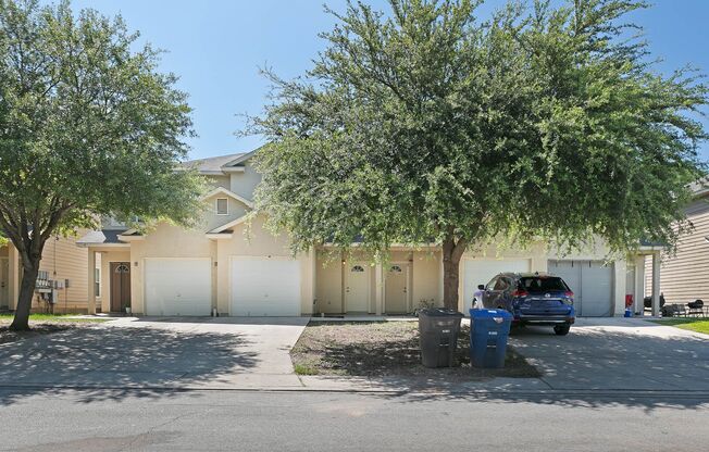 3 bdrm 2.5 Bath~Beautiful townhouse with stained concrete flooring downstairs! Rare End Unit