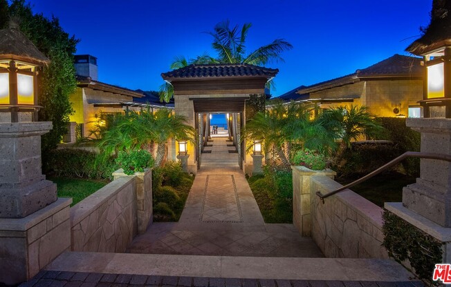 24834 Pacific Coast Hwy