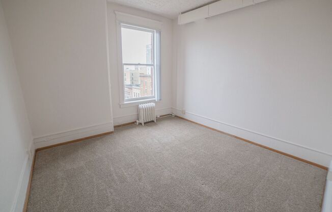 1 bed, 1 bath, 385 sqft, $575, Unit 501
