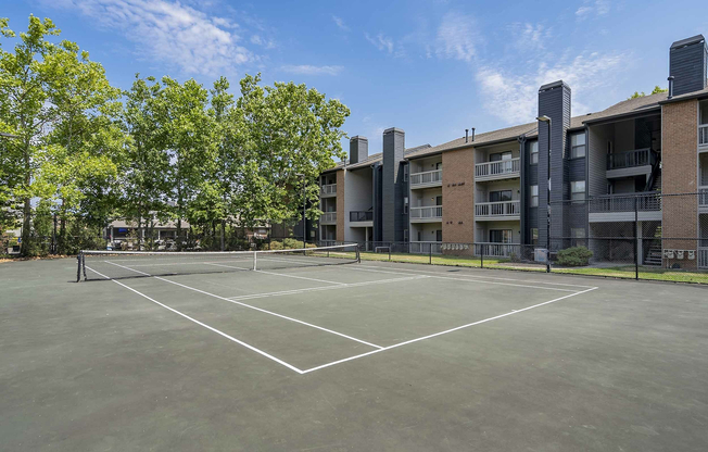 Grandview Apartments - Tennis Court