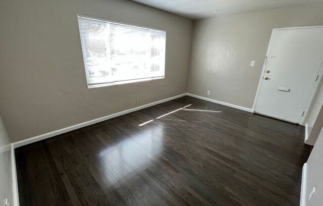 1 bed, 1 bath, 600 sqft, $1,495, Unit 702 MC