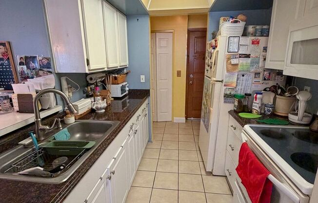 Fully Furnished 2 Bedroom , 2 Bathroom 2nd Floor Condo.