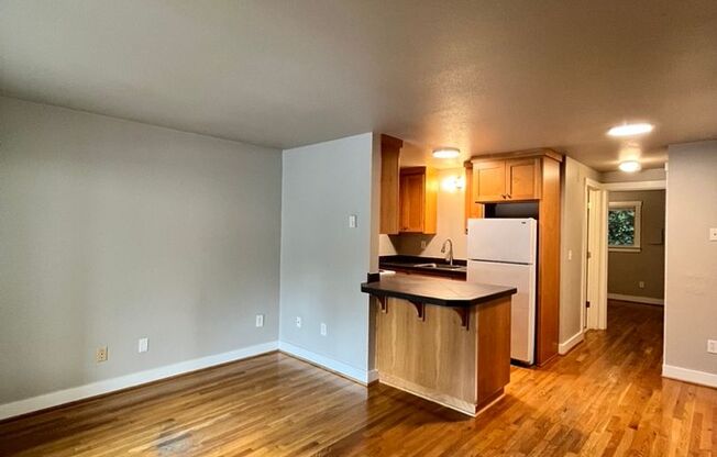 Division Apartments by Star Metro