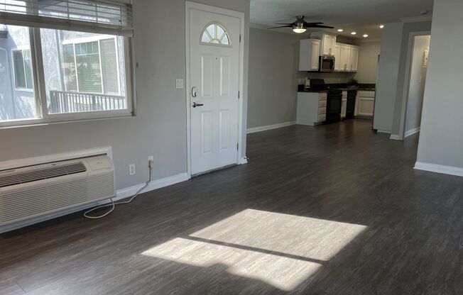 2 beds, 1 bath, 890 sqft, $2,650, Unit 0039