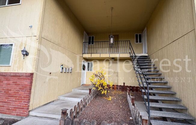 1816 Evergreen St.