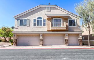 Beautiful townhome in a gated community!